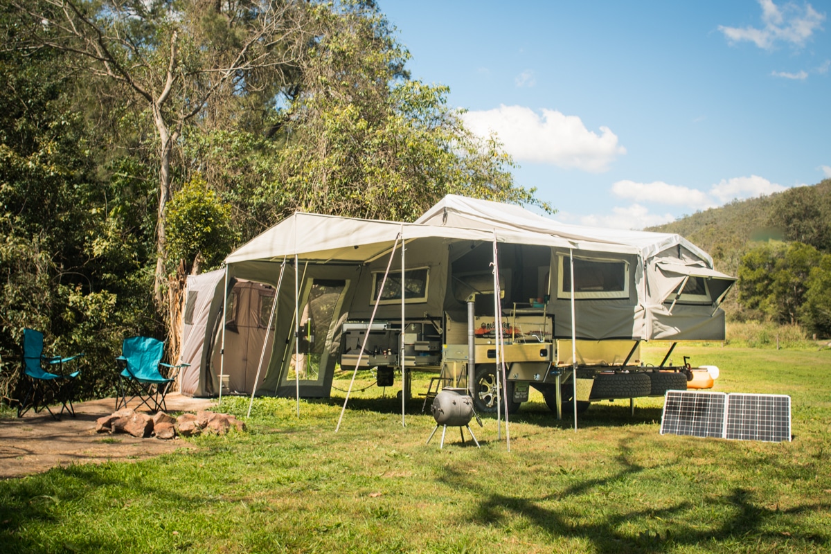 camper-trailer